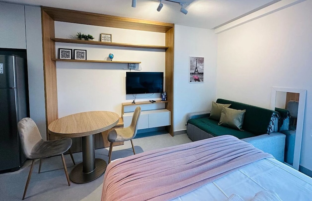 Simple Smart - LikeHome Hospedagens