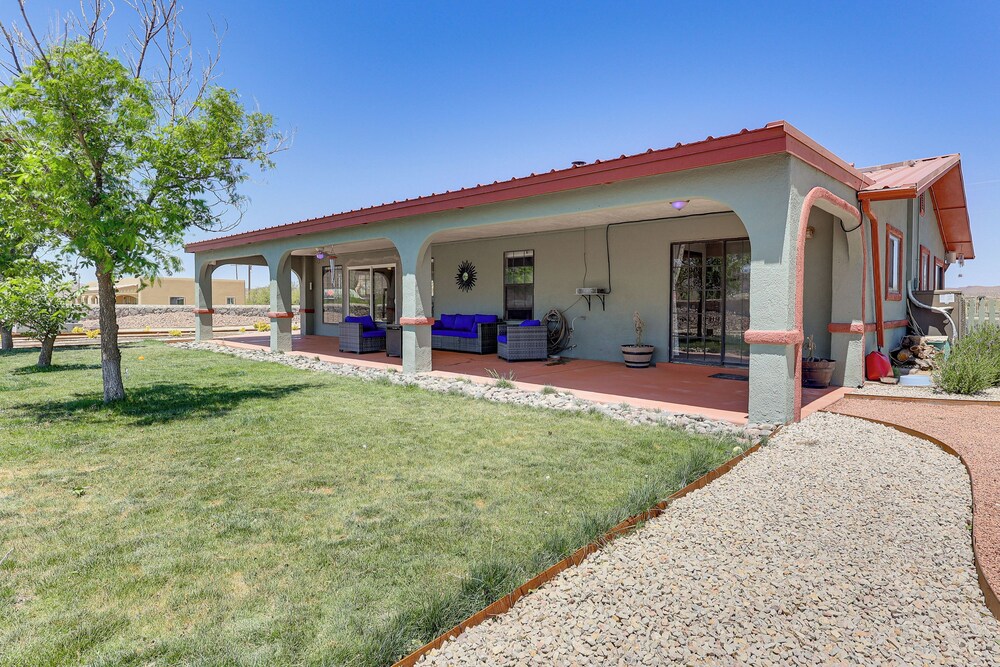 Walk to State Park: Secluded Retreat in Las Cruces