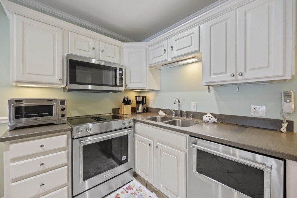 How You Dune? - Beachwood Place 2 Bedroom Condo