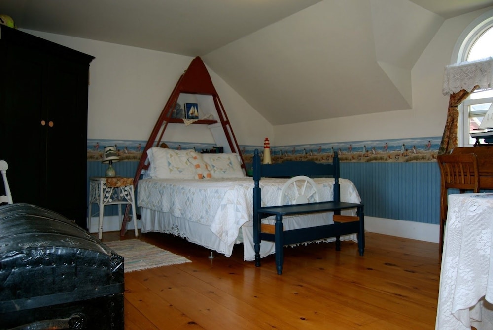 Bugaboo Cottages