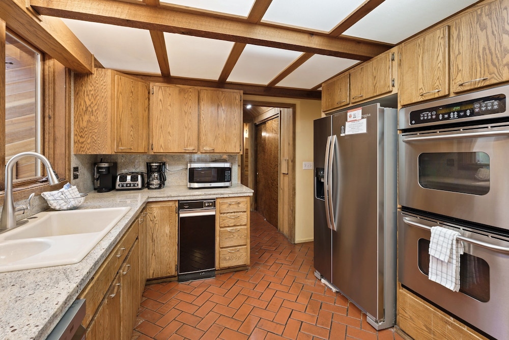Poplar 35 5 Bedroom Home