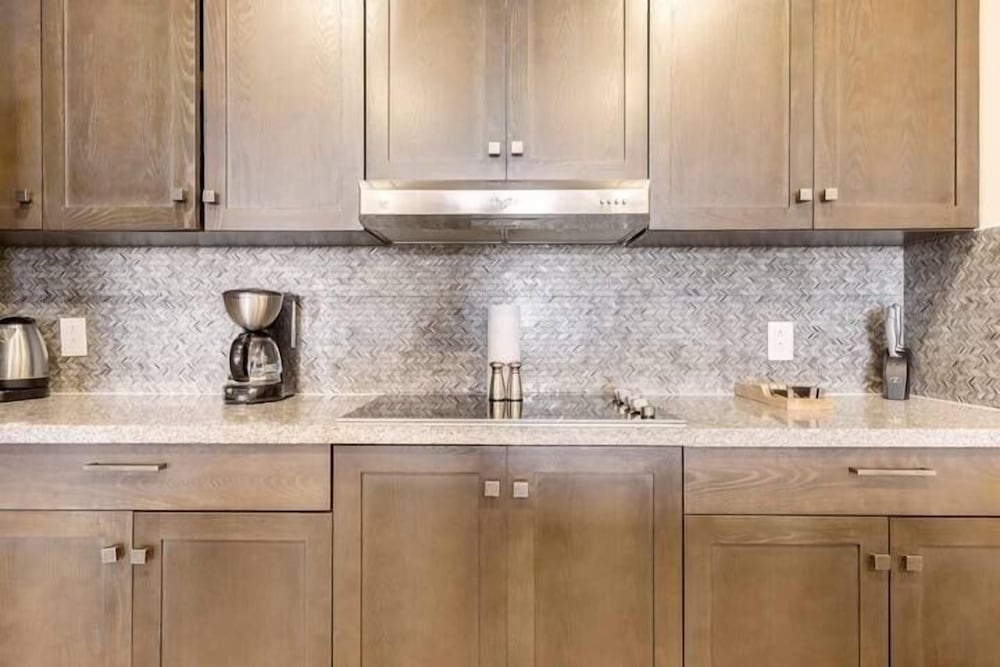 3 Bedroom Condo in Croc's Casino Resort