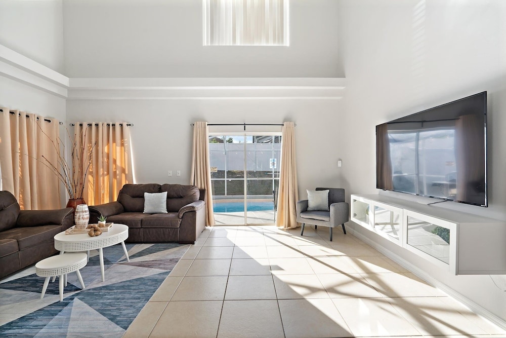 Disney Area 6 Bedroom Vacation Home with Private Pool 6 Home