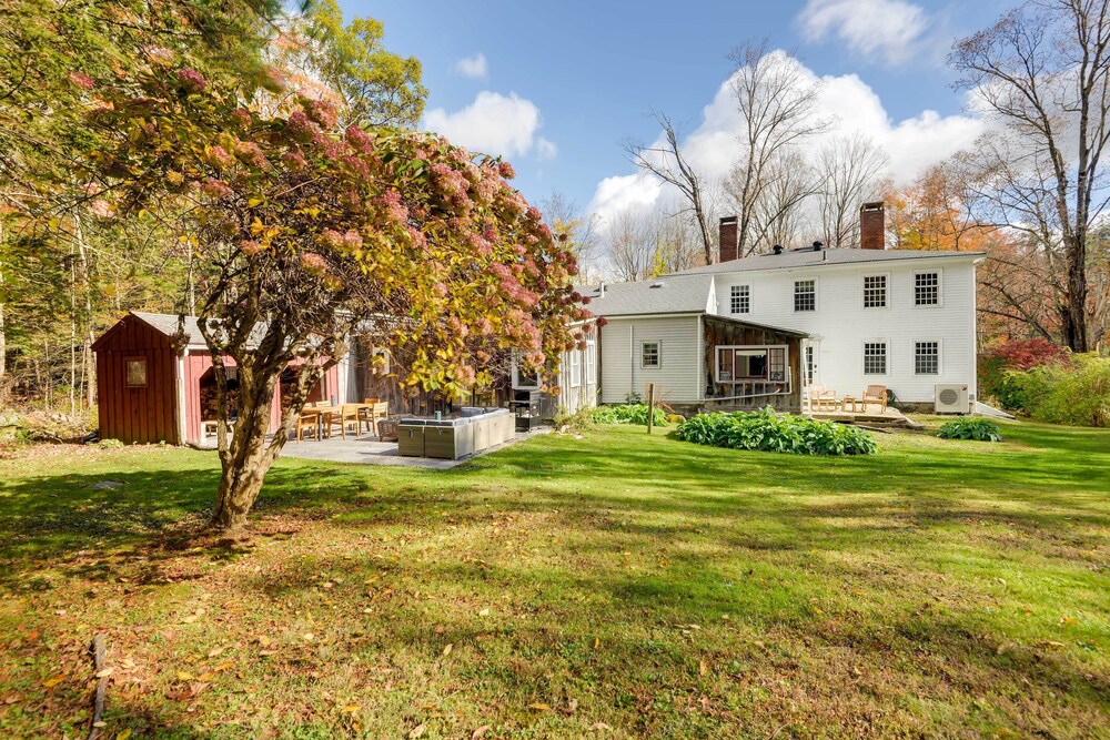 Historic Home w/ Modern Updates on < 4 Acres view 4