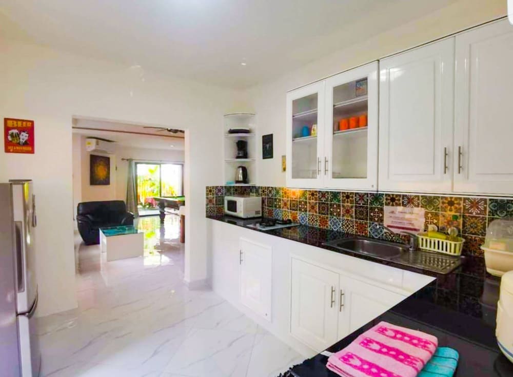 Corner Villa - Pattaya holiday House Walking Street