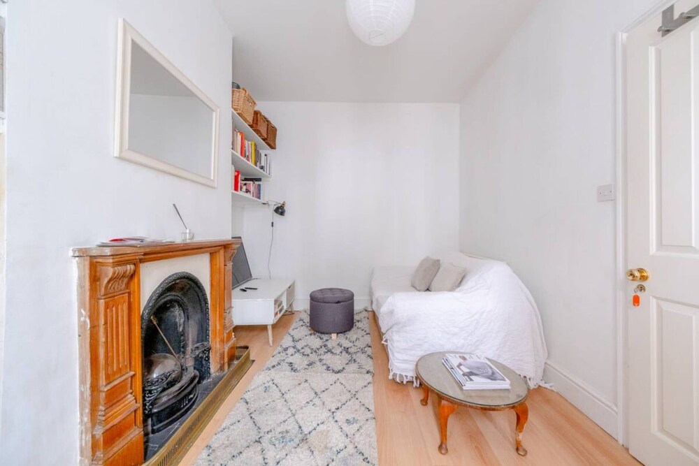 Charming 1 Bedroom Flat in Hammersmith