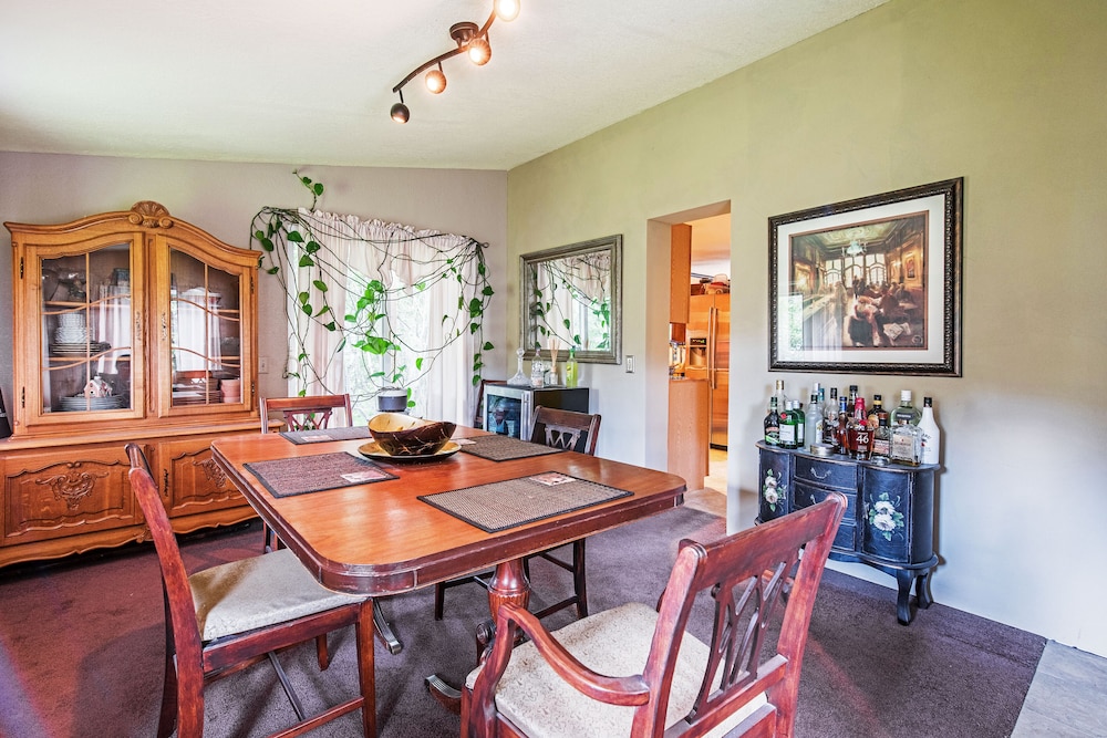 Secluded Seward Home: Patio, 2 Mi to Kenai Fjords! view 4