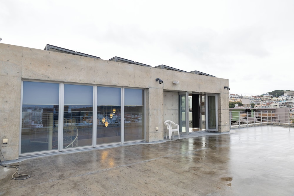 Urban View Villa