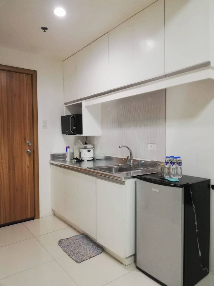 Grand Riviera Condotel Near St Lukes Medical Center