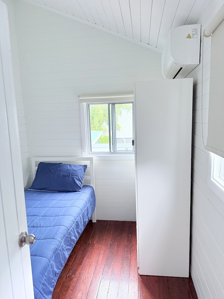 Beach accommodation shared facility