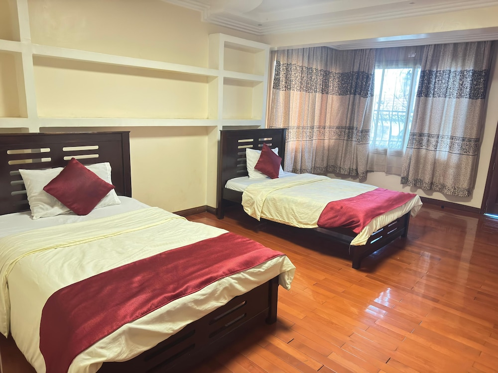 Lux Suites Lakeview Mansion Nakuru