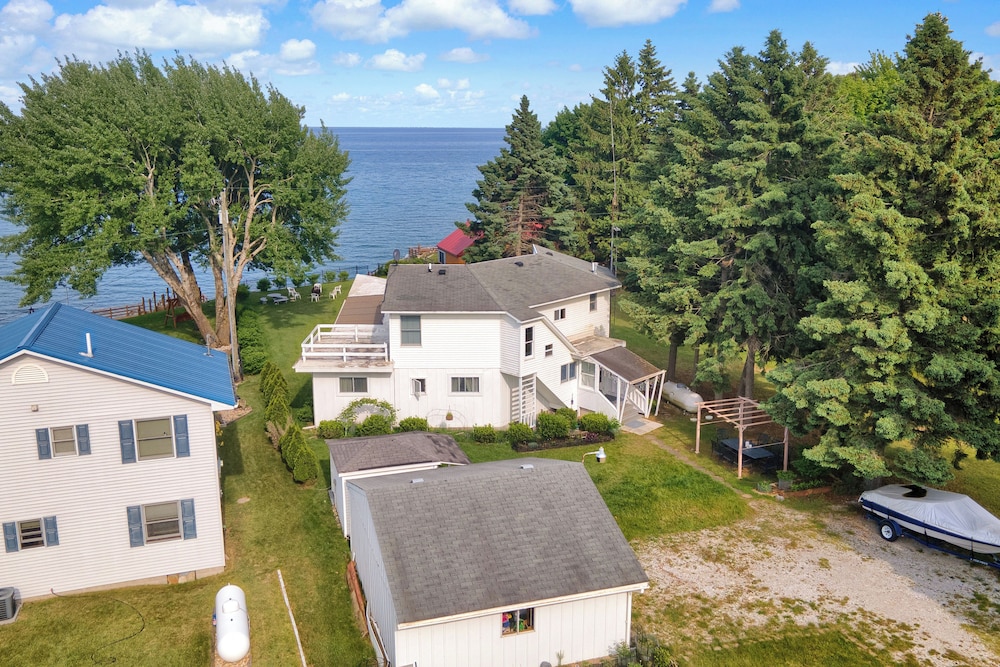 Private Beach & Sauna: Lakefront Deckerville Home!