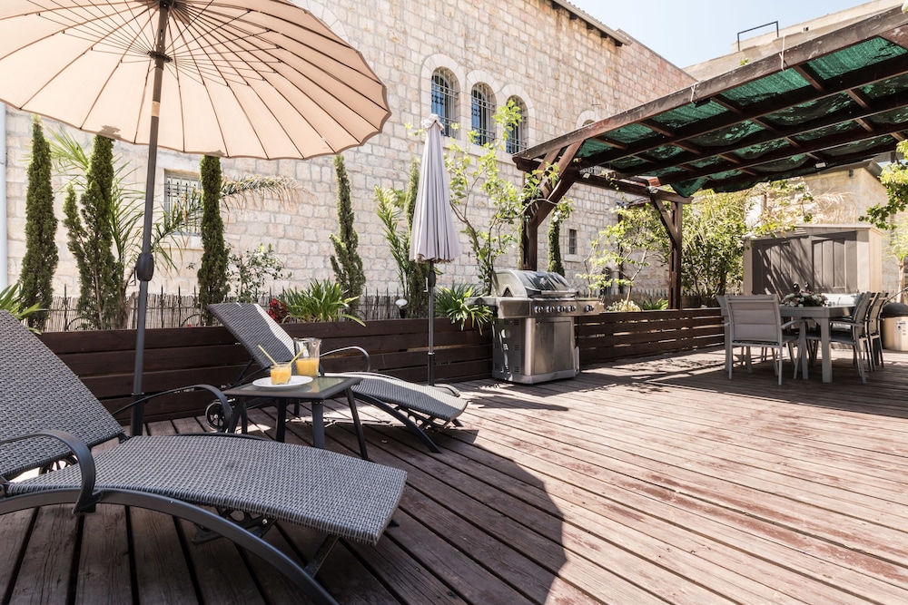 Villa Mamilla