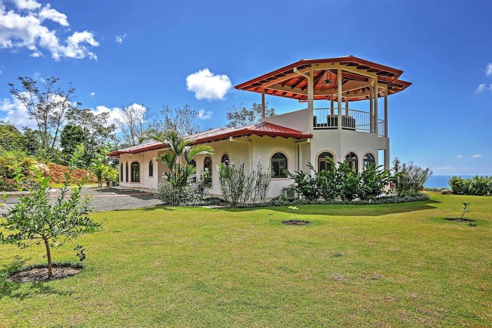 Stunning Casa de la Roca House w/ Infinity Pool!