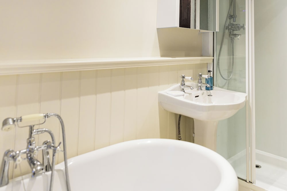 Honeypot Cottage-Lovely Bolthole in Stow