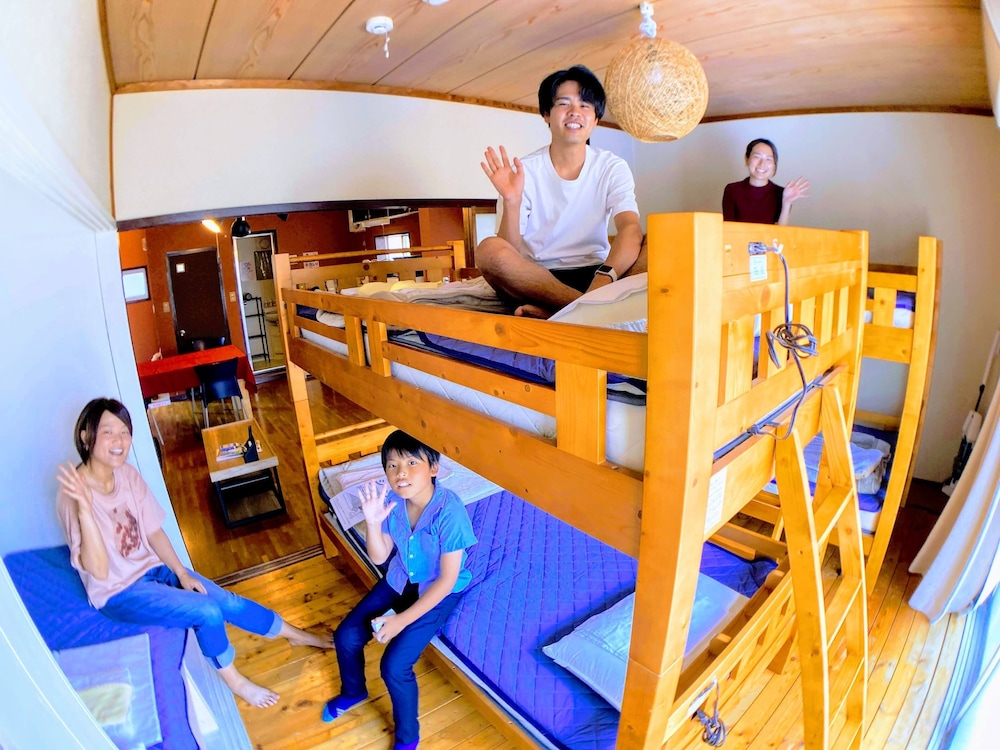 Guesthouse LuLuLu Atago view 4