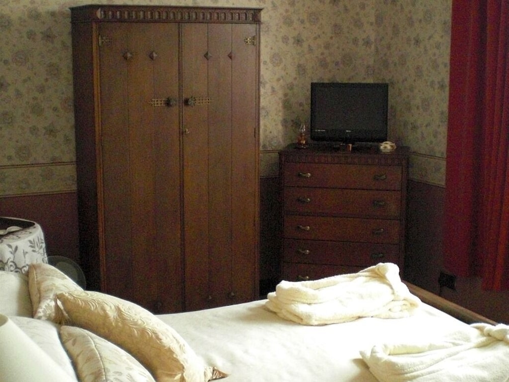 Penrith Vacations - Stafford House Guest House - Property Image 6