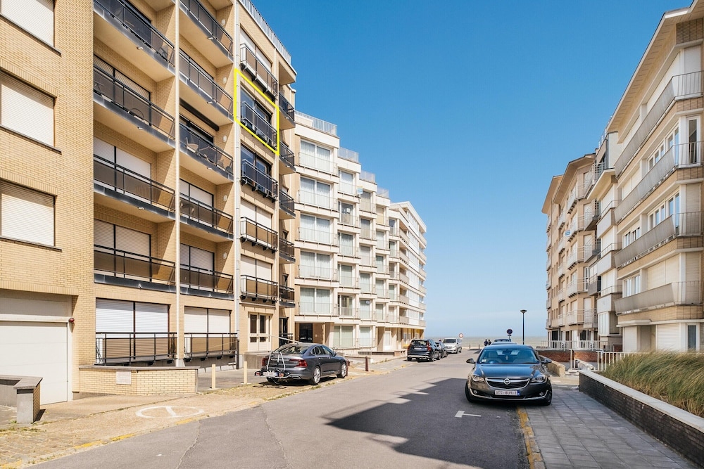 Sunny Stay for Four in Koksijde