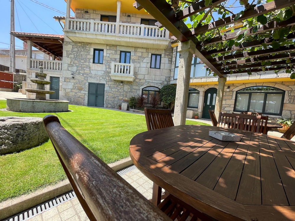 APARTAMENTOS RIO SIL