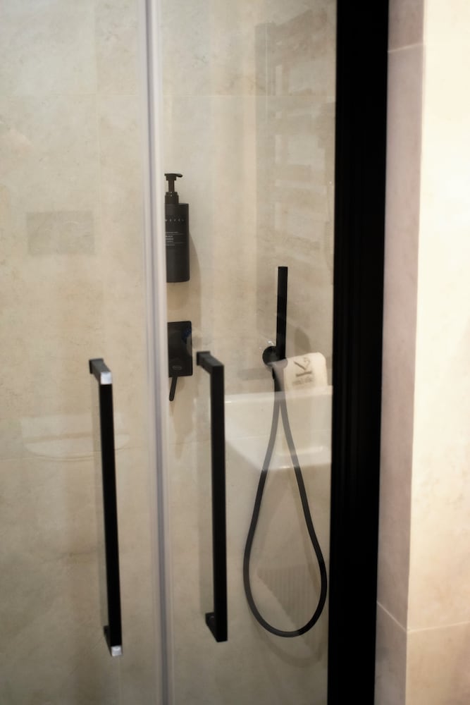 Kalinifta Rooms Luxury Style