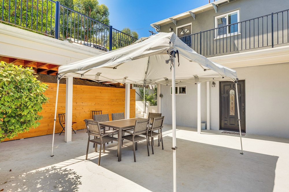 2 Mi to Rose Bowl Stadium: Mtn-view Gem w/ Patio