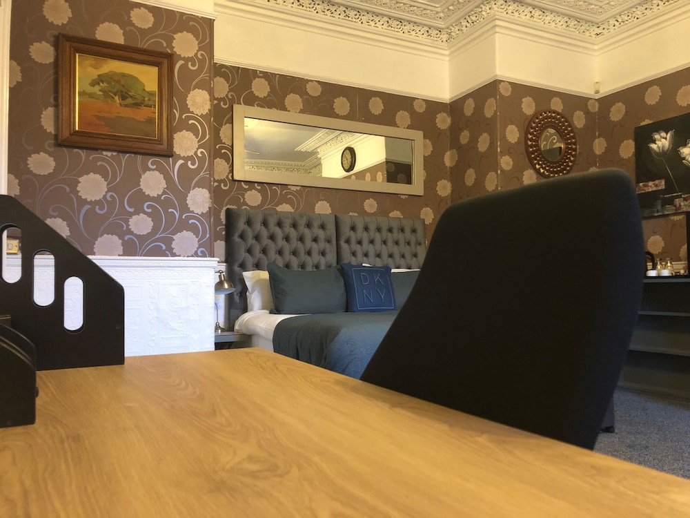 Ashfield Hotel