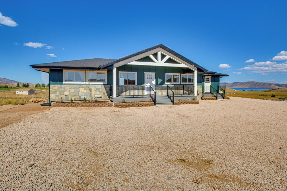 Bear Lake Retreat w/ Beach & Hot Tub Access! view 4