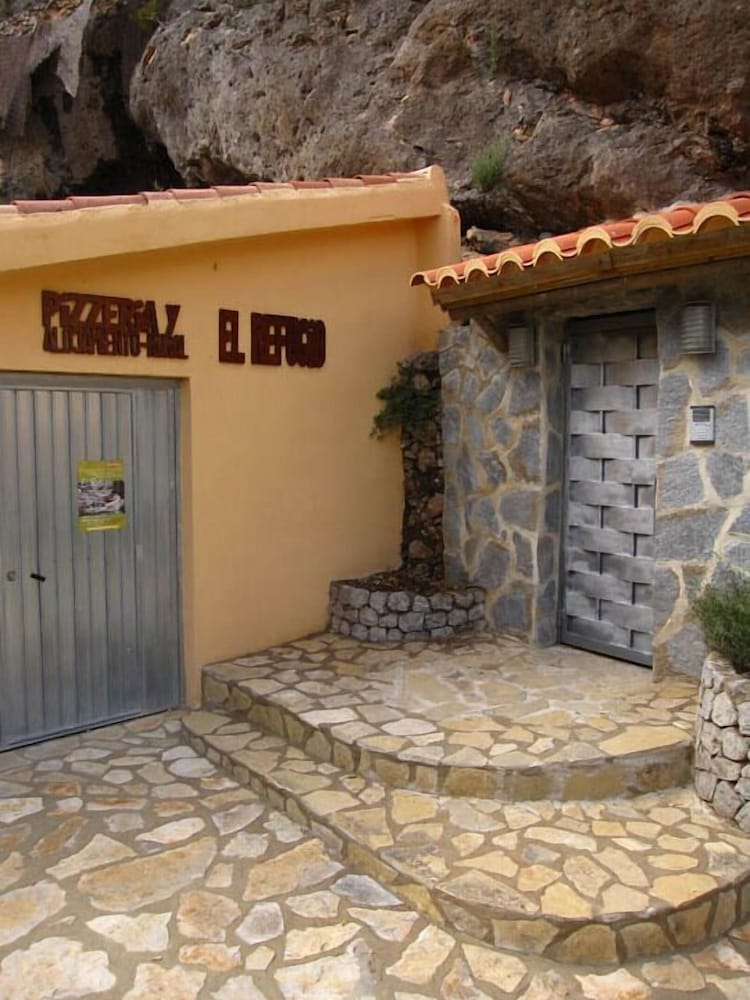 Albergue El Refugio - Hostel photo 4