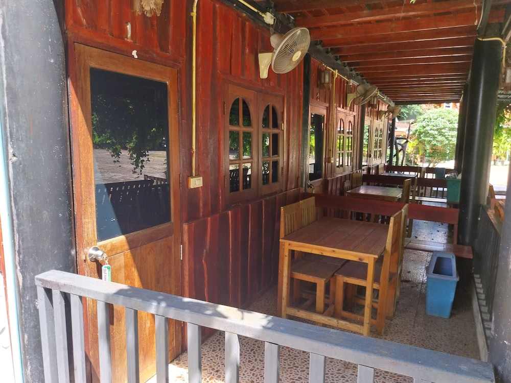Bamboo River House Kaeng Krachan