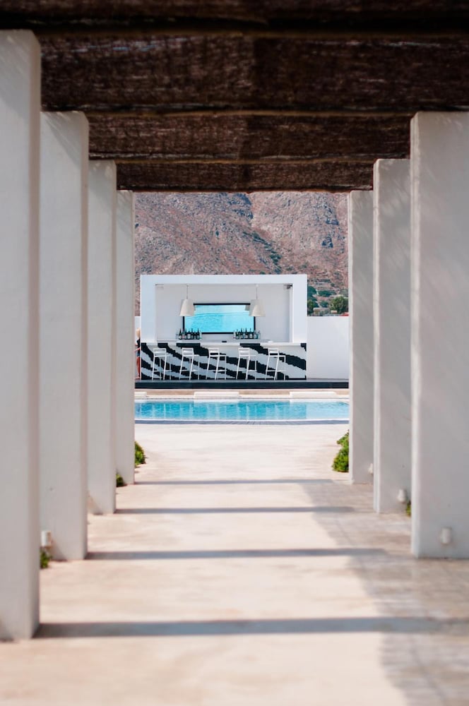 Villa Markezinis photo 2