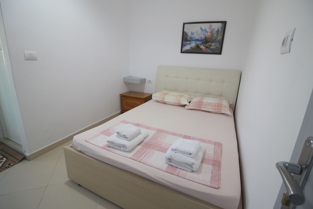 Andy Apartments