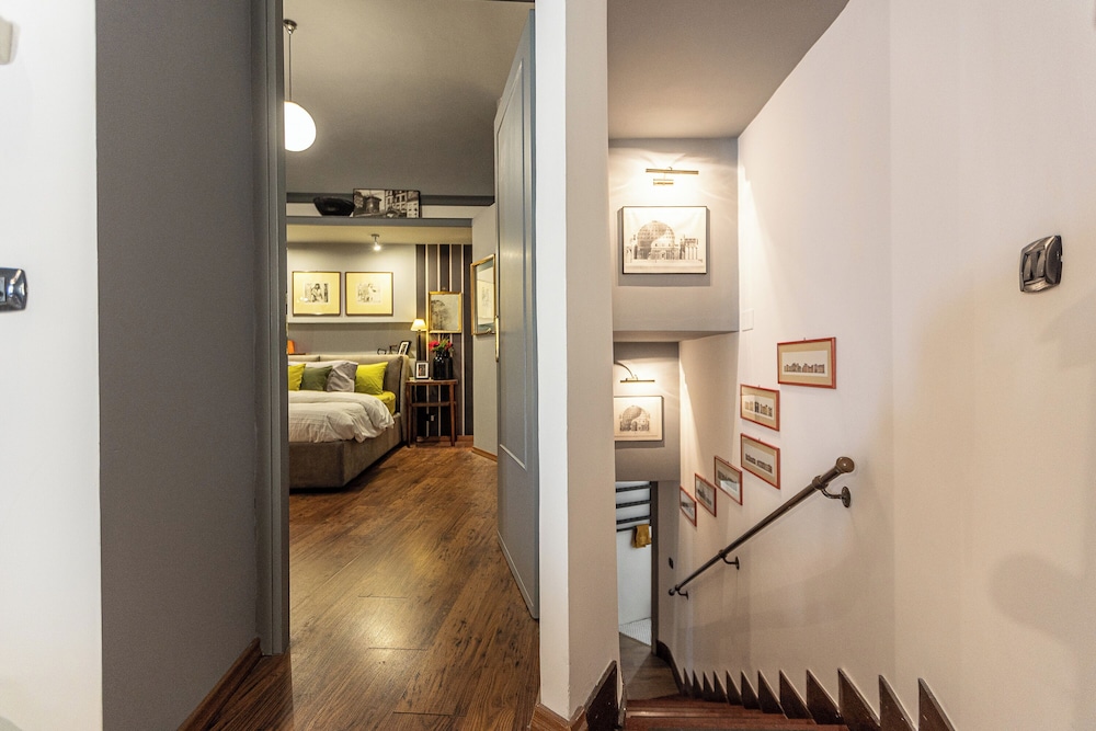 Pantheon Apartment