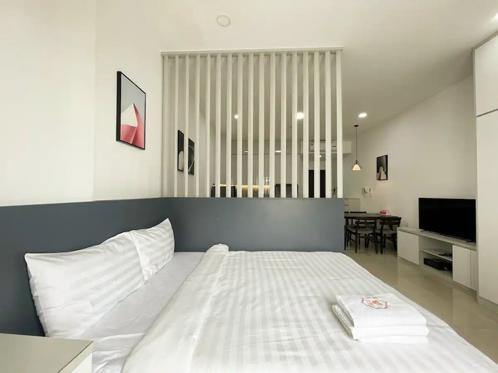 Sunrise City View Apartment