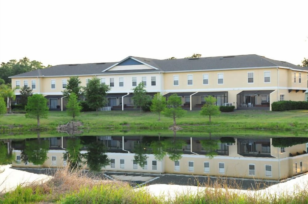 Shv1172ha - 4 Bedroom Townhome In Coral Cay Resort, Sleeps Up To 8, Just 6 Miles To Disney