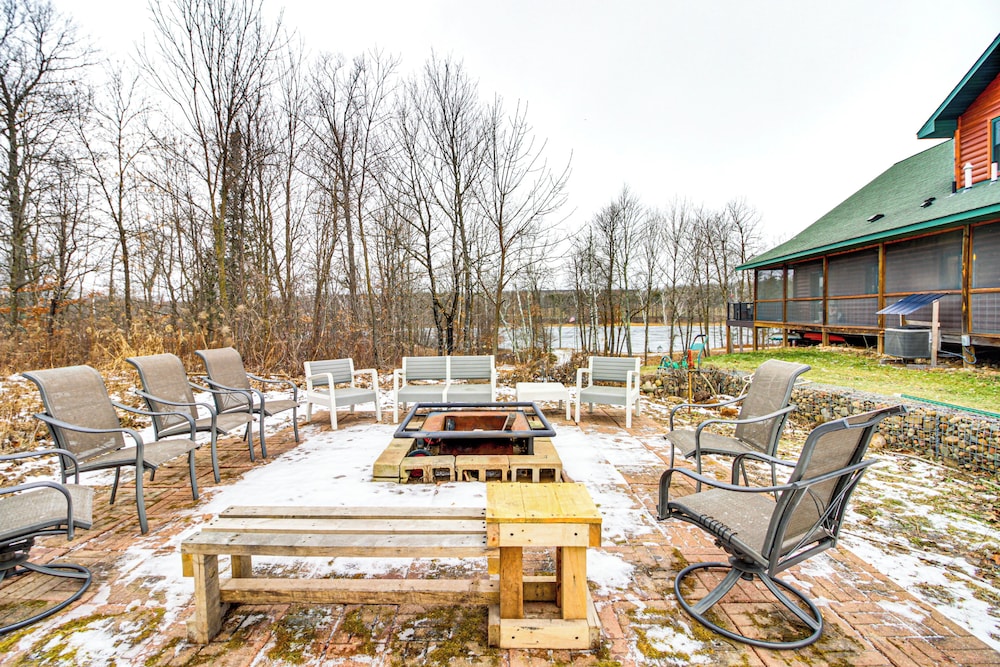 Fish & Swim: Lakefront Mora Home on 2 Acres!