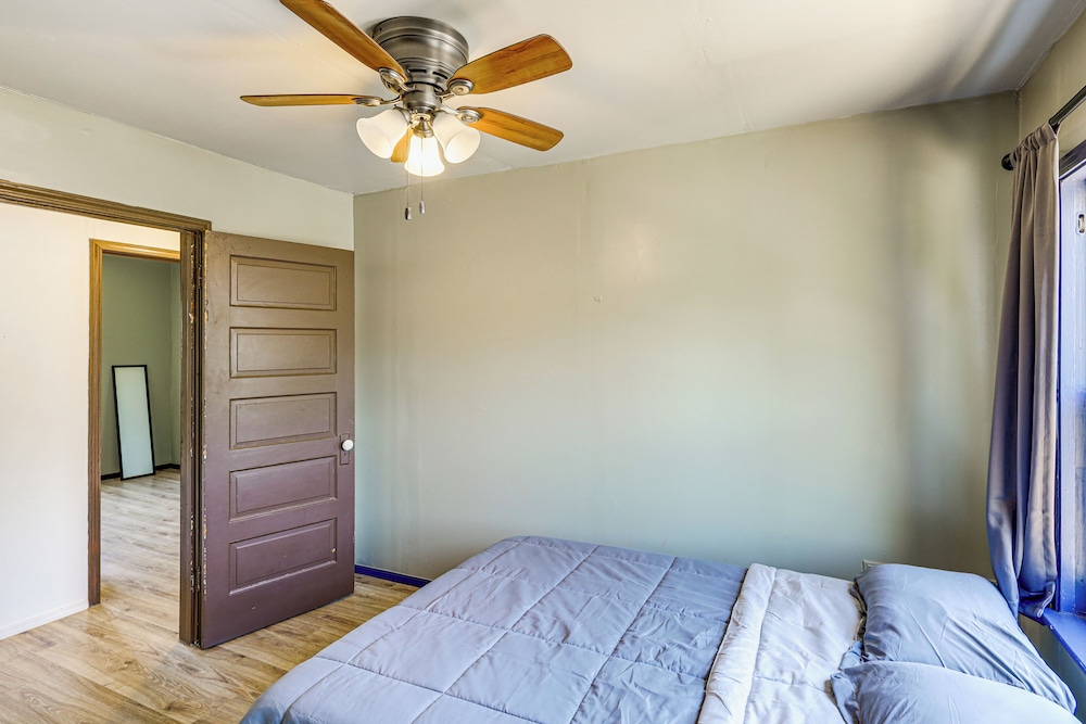 Quaint Family Retreat in Fairbury!