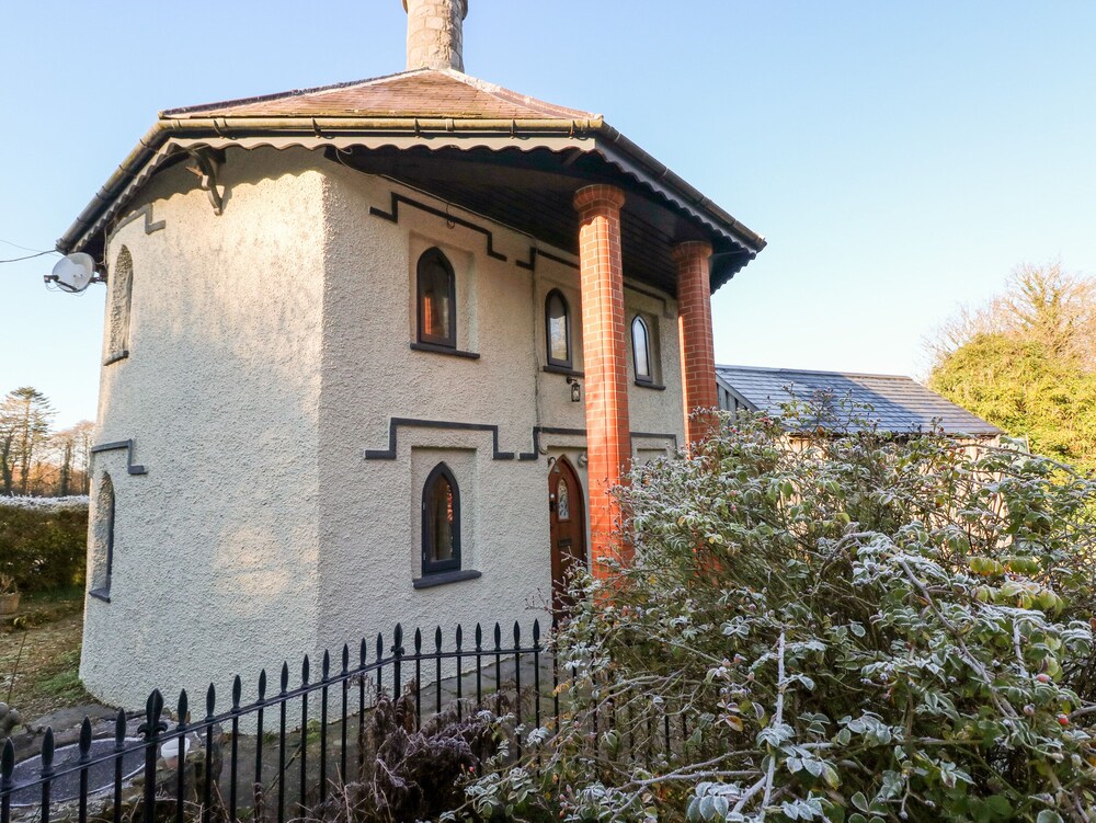 Llwyngwair Lodge