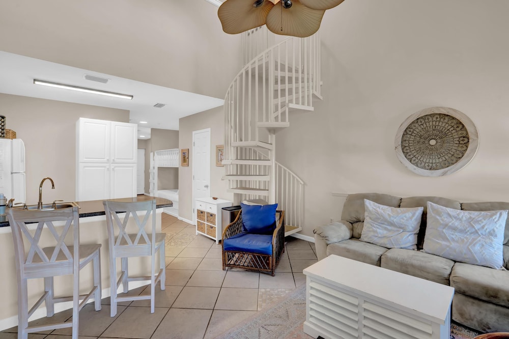 Grand Caribbean 422