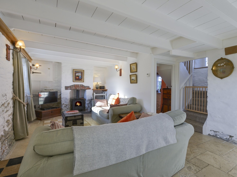 Island House