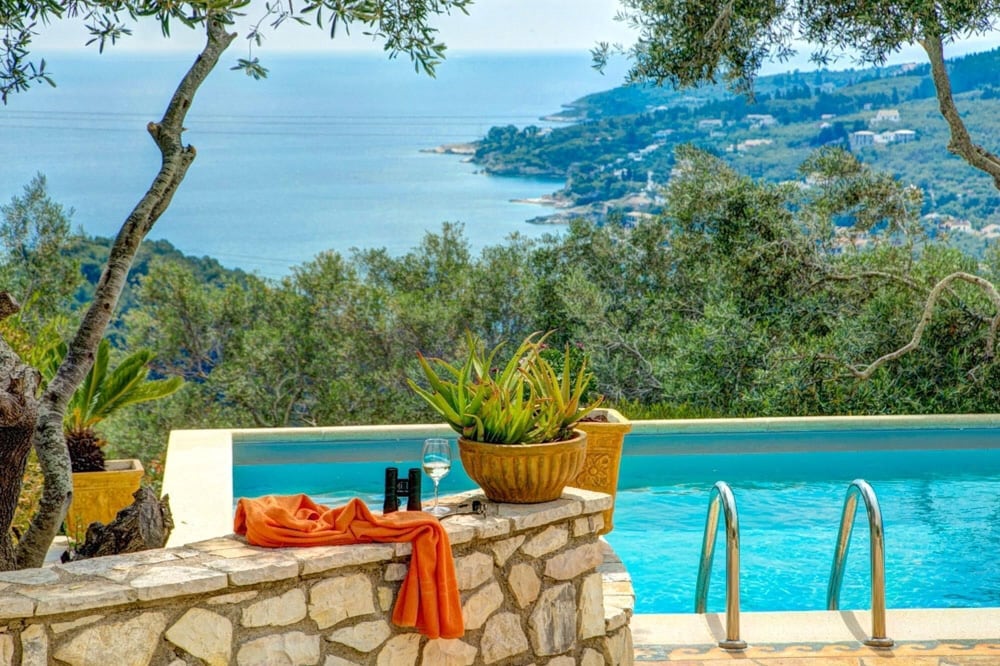 Kalliope Villa - Classic Modern With a Splash of Glam view 3
