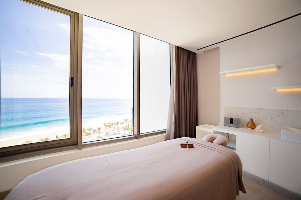 2BD Oceanview Suite Garza Blanca Cabo