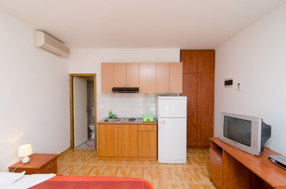Kusalo Apartments
