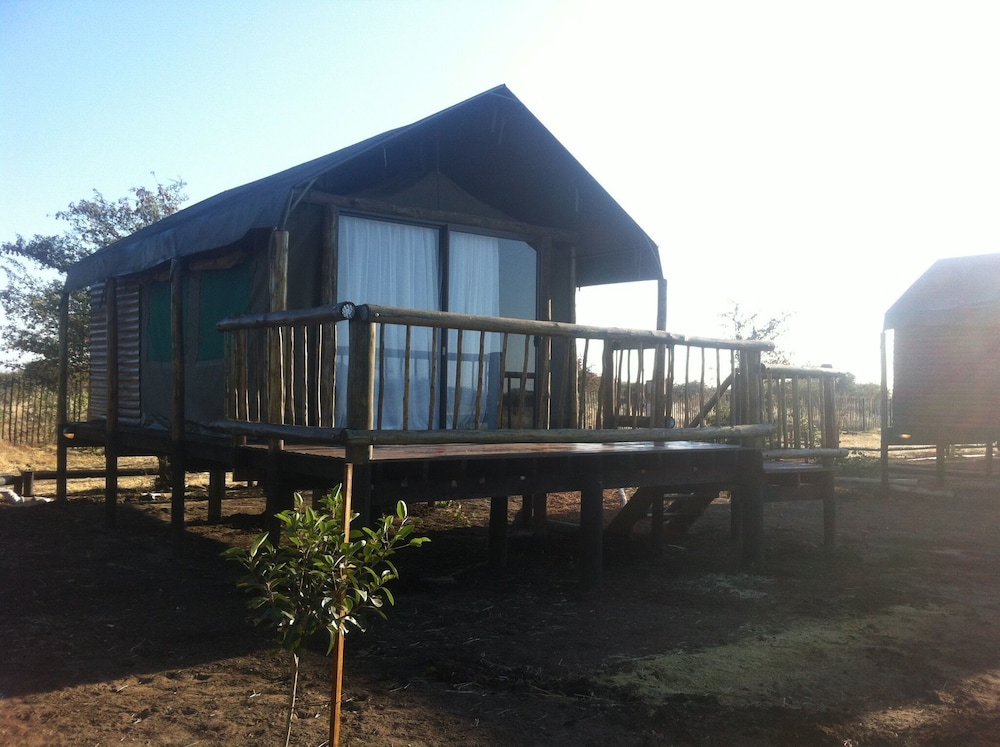 Makumutu Lodge & Campsite