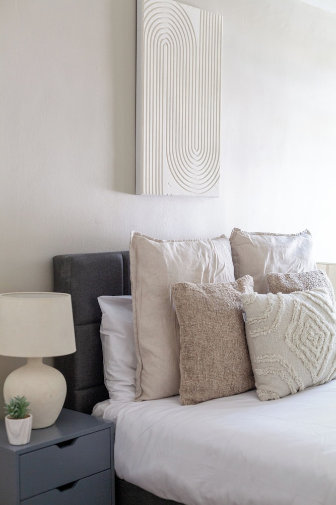 The Canonbury Apartment