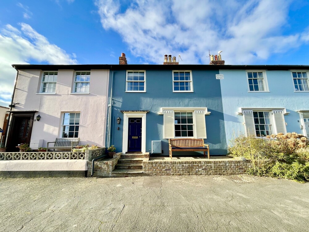 11 Crabbe Street, Aldeburgh