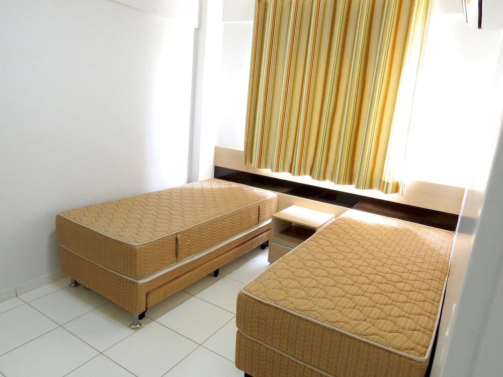 Lagoa Flat Service