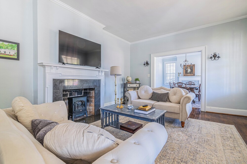 Cozy Martin House in Columbus - 3BR