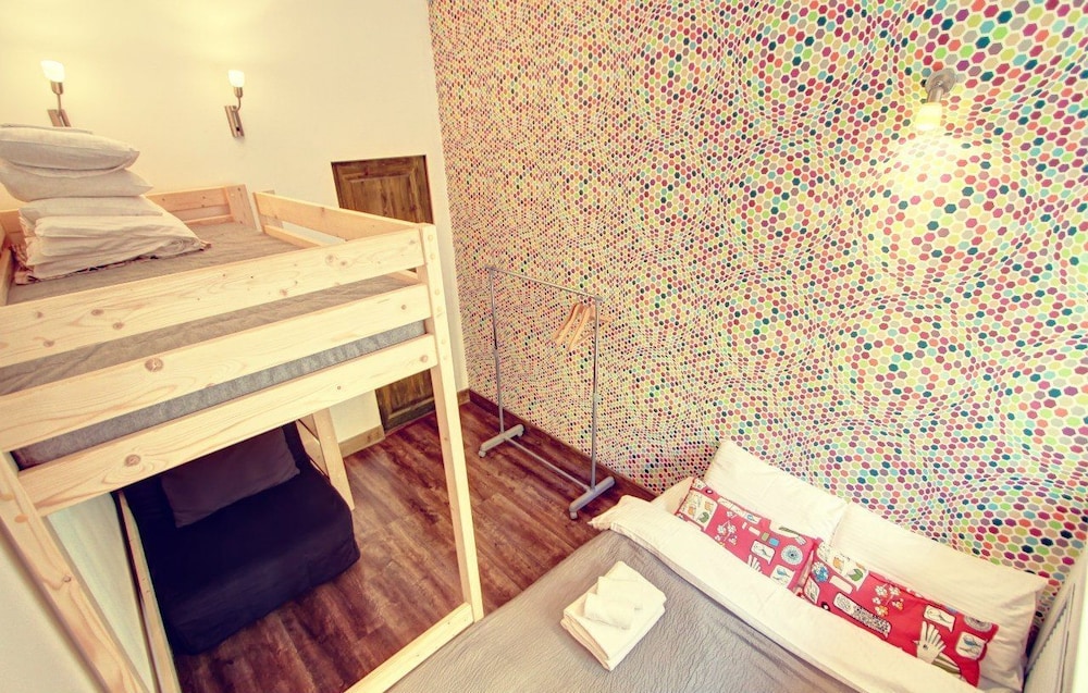 Fall in love hotel