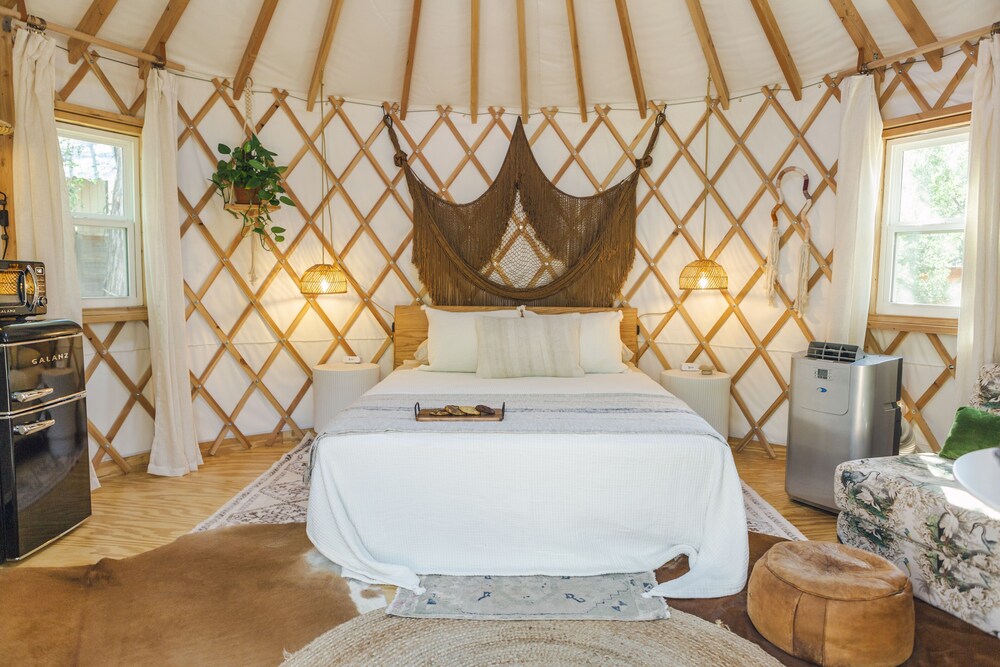 The Peacock Yurt at Camposanto ATX Glamping on Lake Travis - Property Image 28