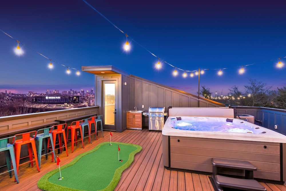 Two Homes Hot Tub Rooftop Deck in Nashville